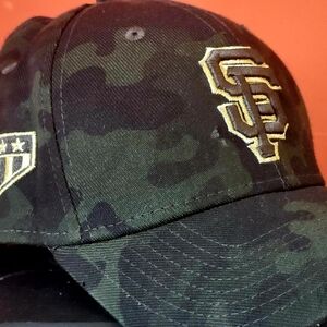 New Era Mens Special Services collection flex fit L/XL Camouflage CAP
